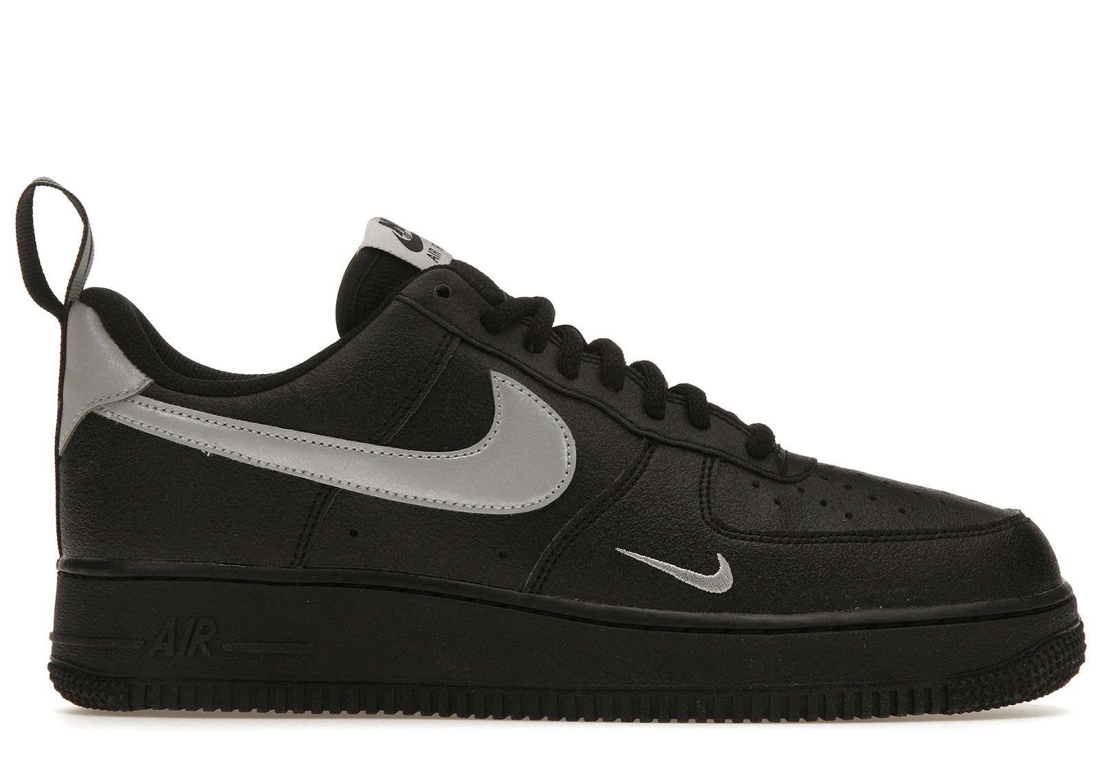 Nike Air Force 1 '07 LV8 UT 'Black Metallic Silver' DX8967-001-1