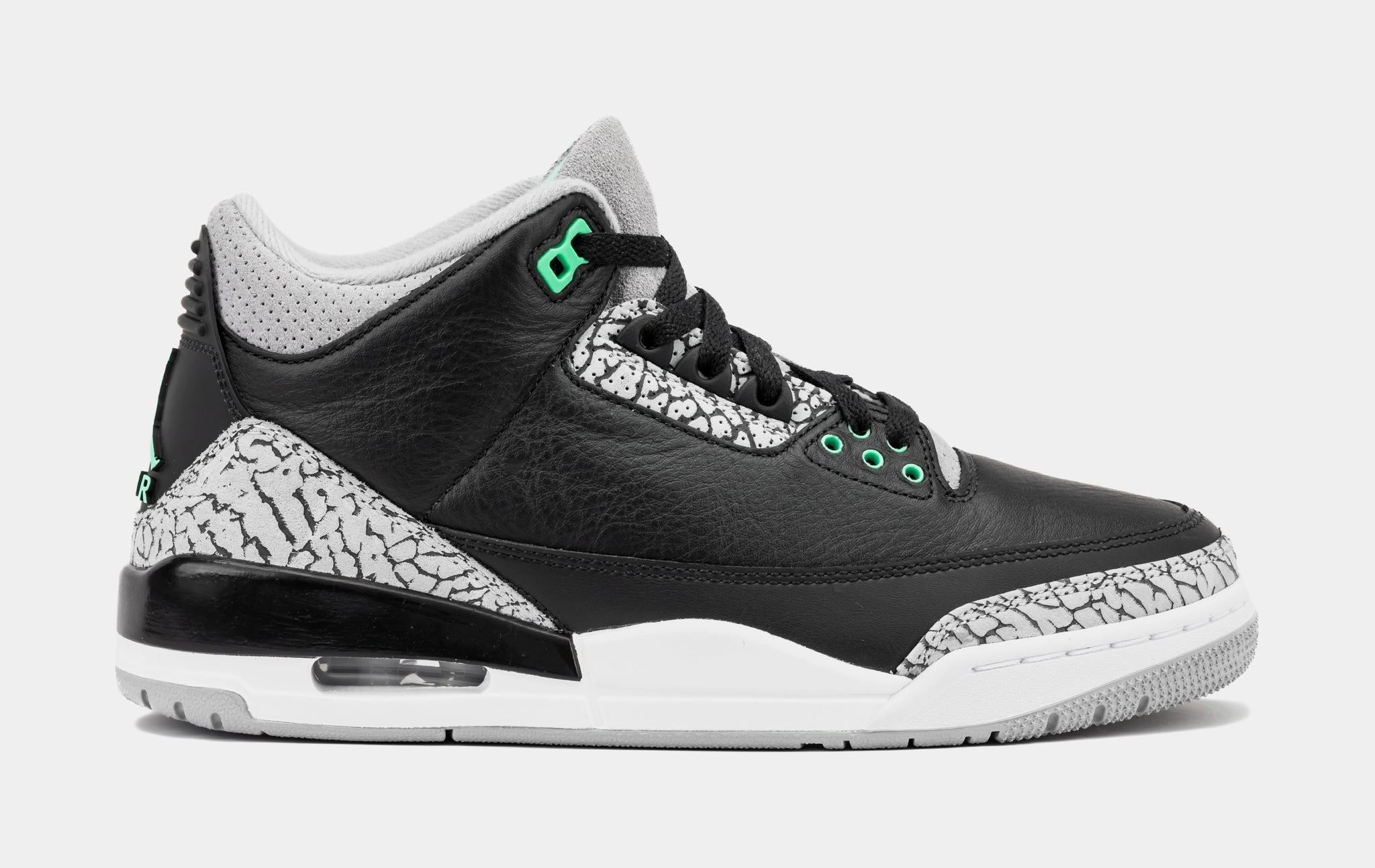 Air Jordan 3 Retro 'Green Glow' CT8532-031-1