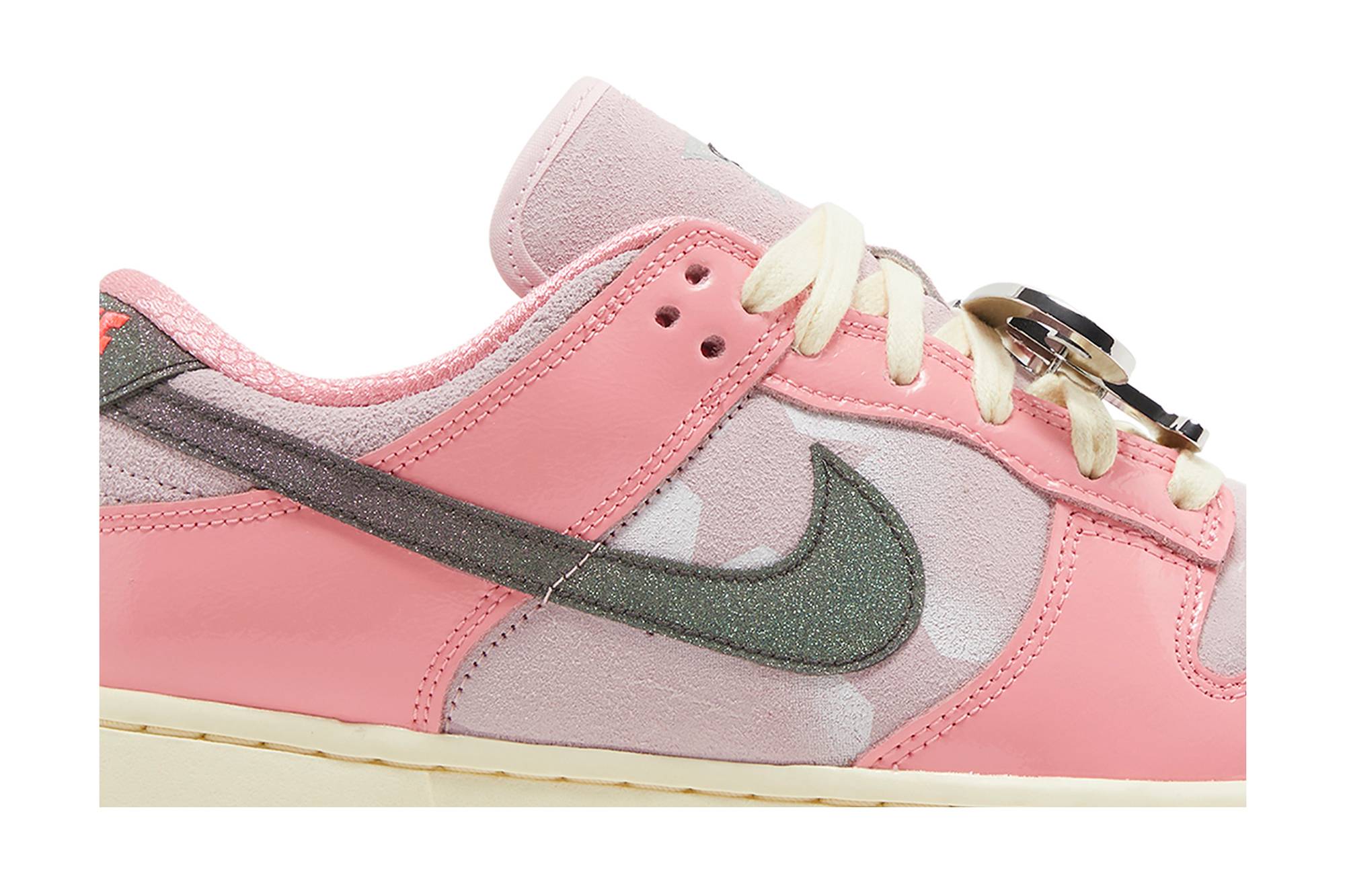 (Women) Nike Dunk Low LX 'Barbie' FN8927-621-5