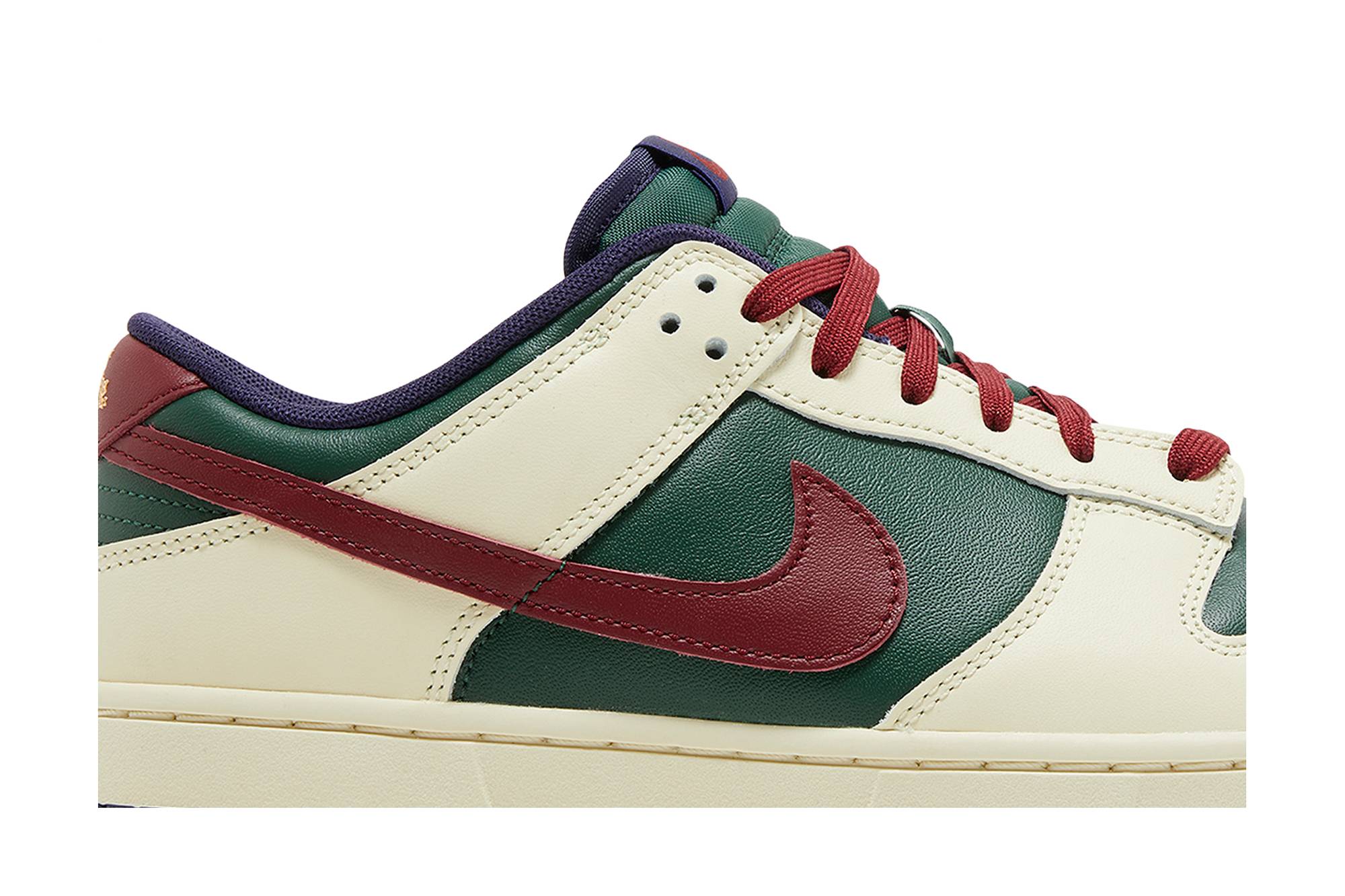 Nike Dunk Low 'From Nike, To You - Gorge Green' FV8106-361-5