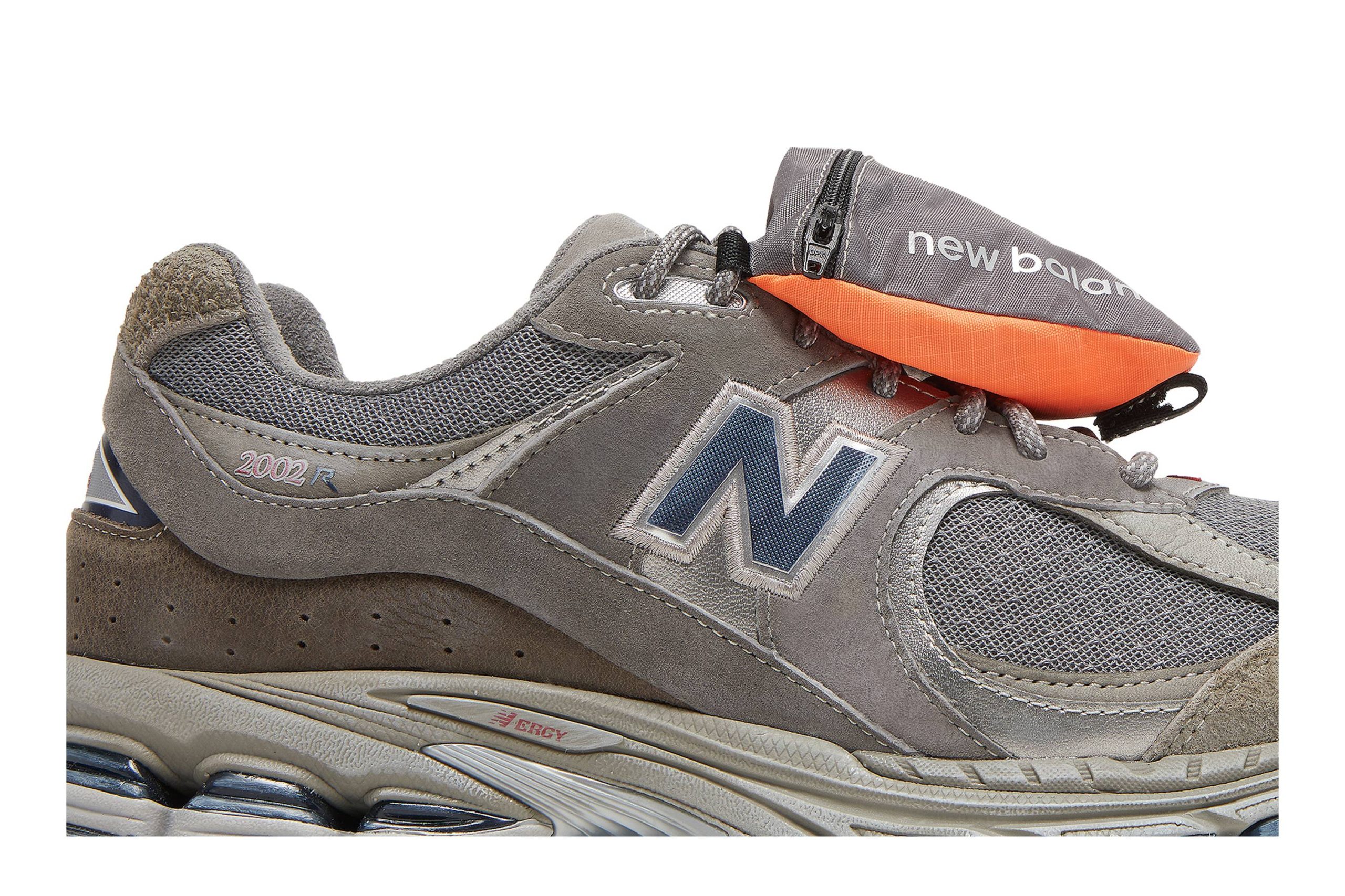 New Balance 2002R 'Pouch - Castle Grey' M2002RVA-6